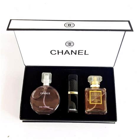 chanel pyjamas and perfume set|Chanel perfume gift sets.